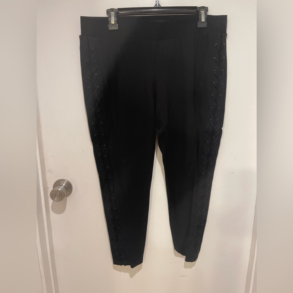 Torrid leggings with side braided detail